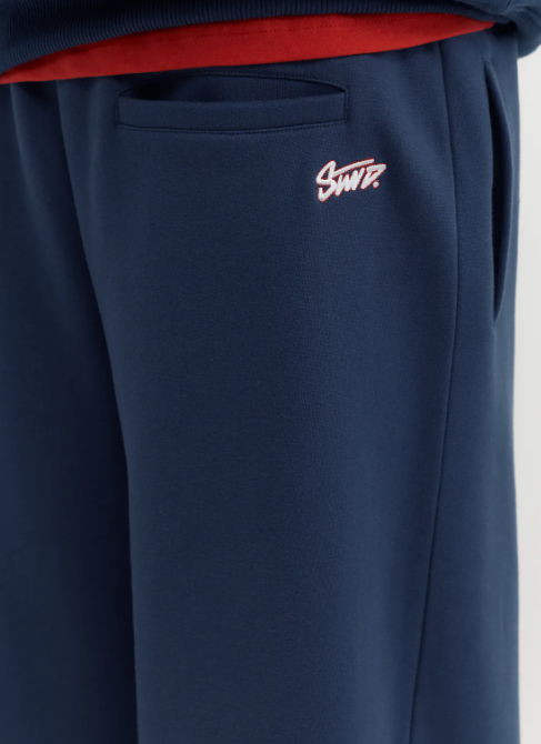 CLEAN LINES. EASY ENERGY.